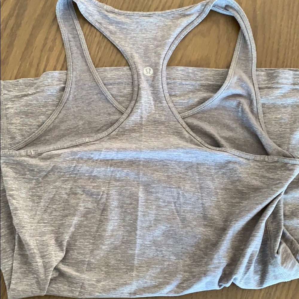 Lululemon tank